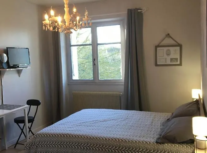 Chambre A La Valette * Sainte-Croix (Tarn)